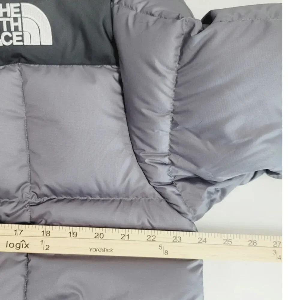 The North Face Lhotse Down Puffer Jacket in Smoked Pearl, sz Medium